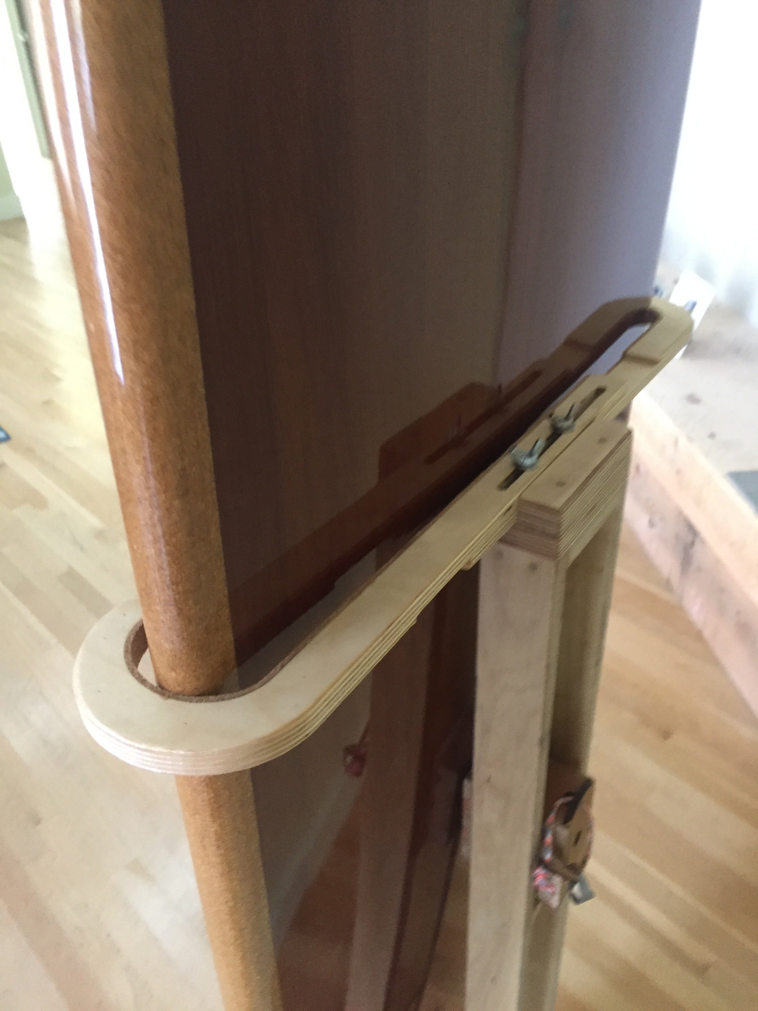 Surfboard Wall Mounts & Floor Stands