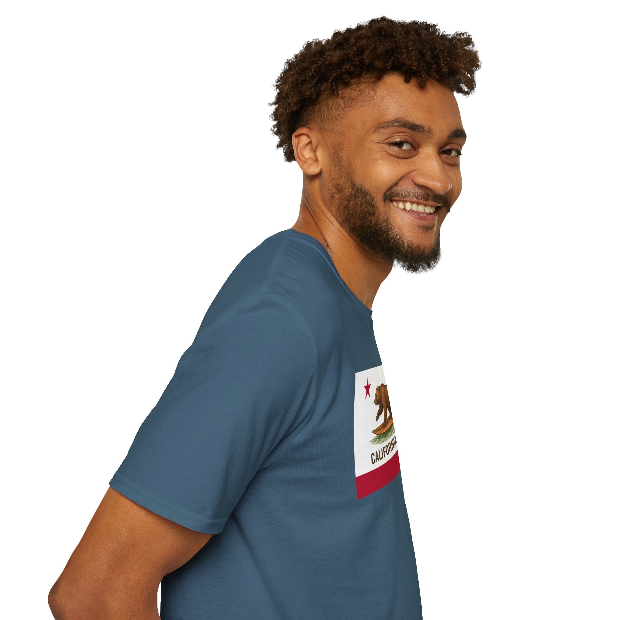 California Surfing Bear Flag Unisex - Soft Style U.S. Cotton T-Shirt